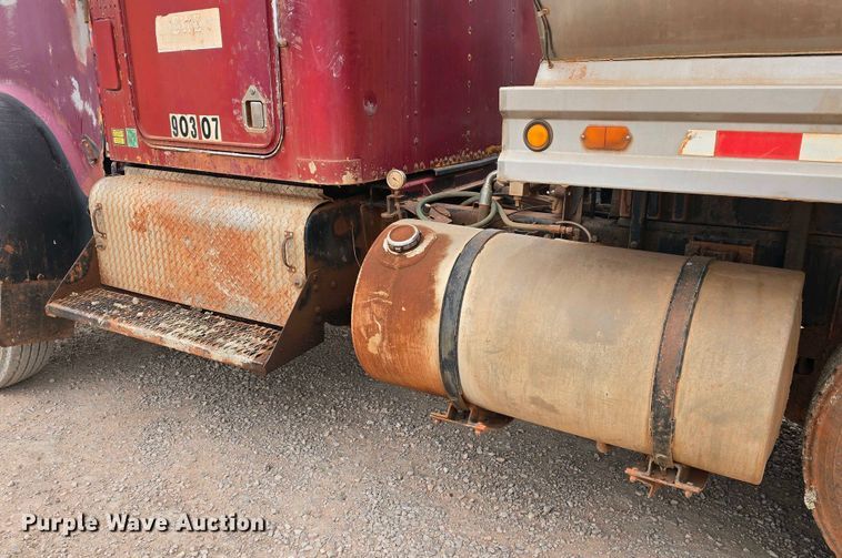 image for item DP3578 1979 Kenworth W900 water truck