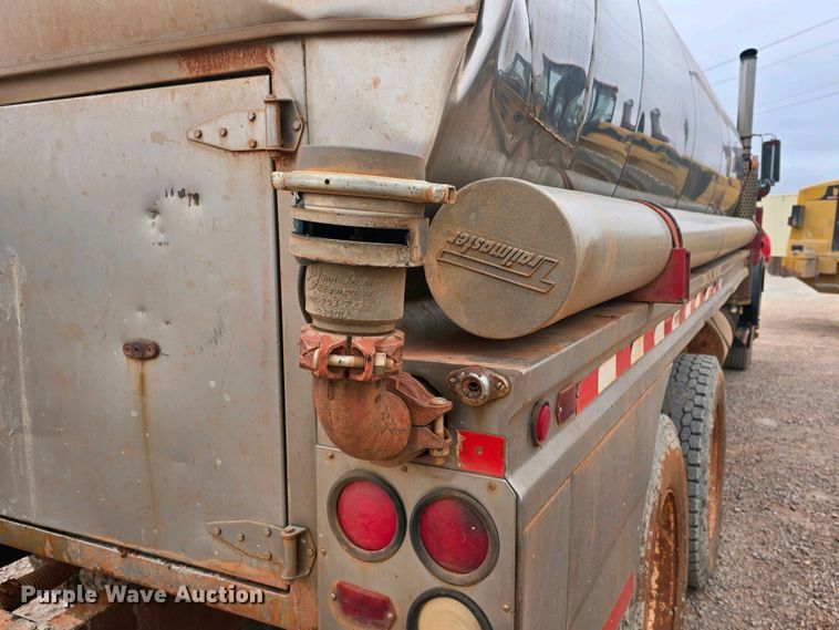 image for item DP3578 1979 Kenworth W900 water truck