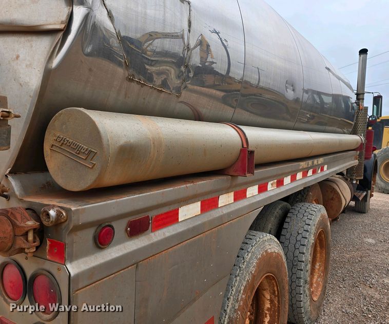 image for item DP3578 1979 Kenworth W900 water truck