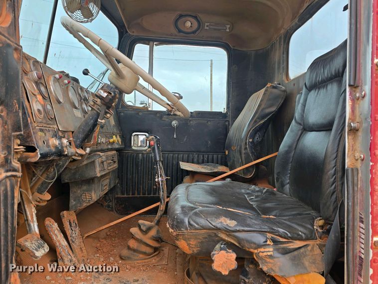 image for item DP3578 1979 Kenworth W900 water truck