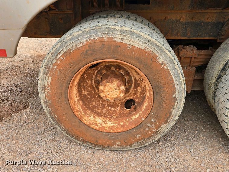 image for item DP3578 1979 Kenworth W900 water truck