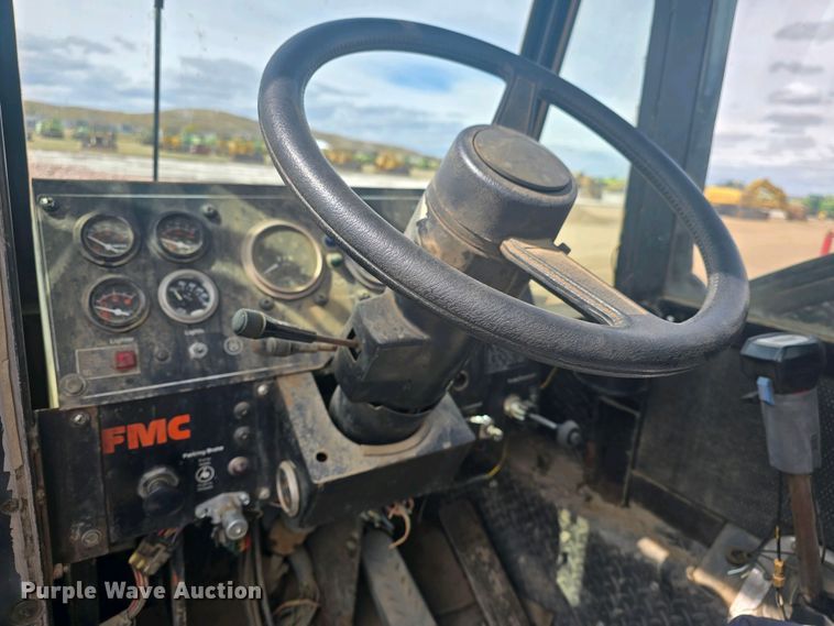 image for item DP3581 1983 FMC Link-Belt HTC-1055 crane