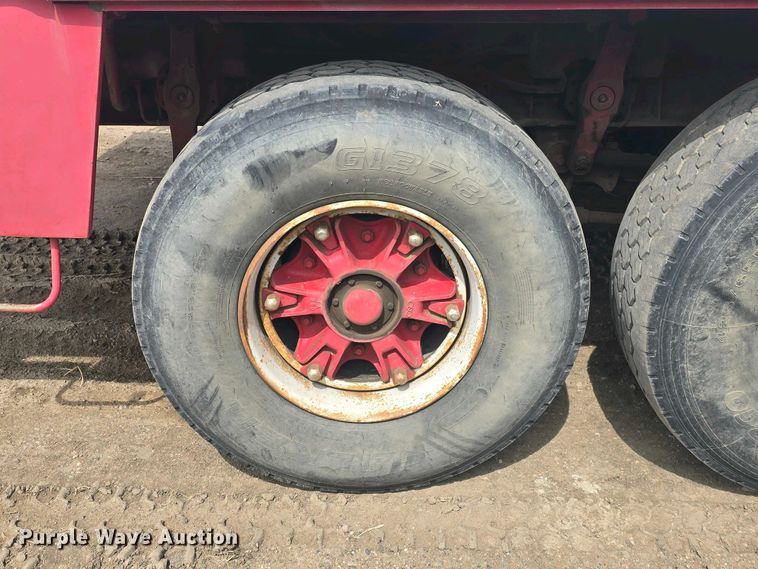 image for item DP3581 1983 FMC Link-Belt HTC-1055 crane