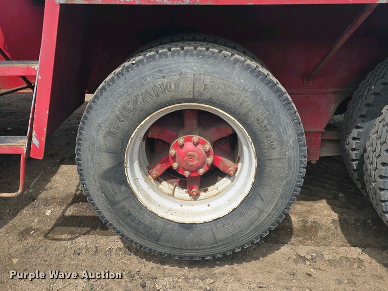 image for item DP3581 1983 FMC Link-Belt HTC-1055 crane