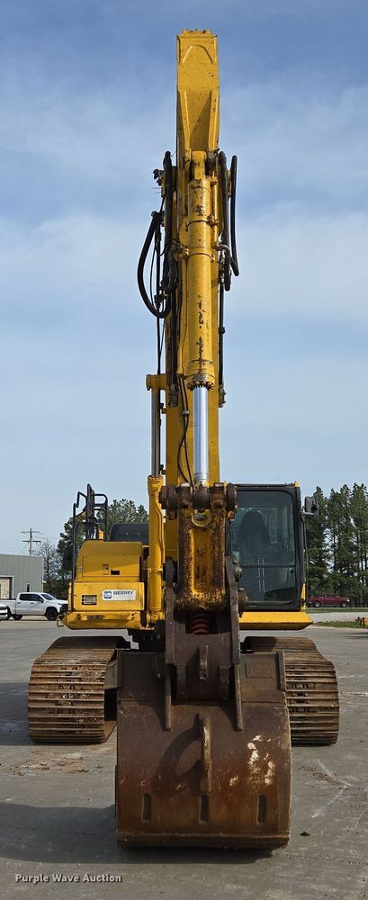 image for item DP6352 2017 Komatsu PC360LC-11 excavator