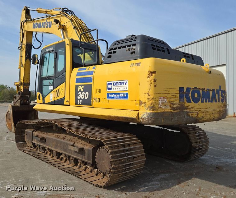 image for item DP6352 2017 Komatsu PC360LC-11 excavator