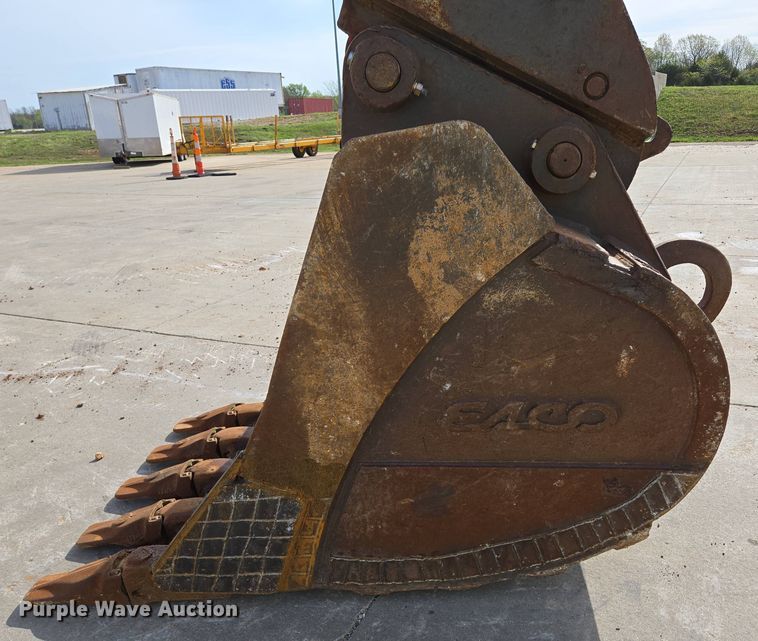 image for item DP6352 2017 Komatsu PC360LC-11 excavator