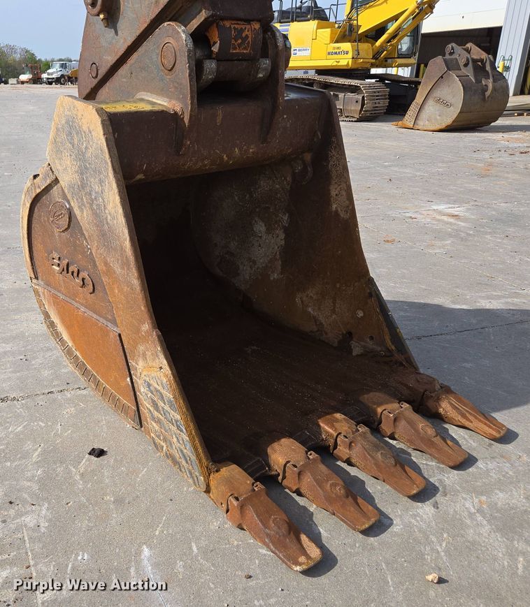 image for item DP6352 2017 Komatsu PC360LC-11 excavator