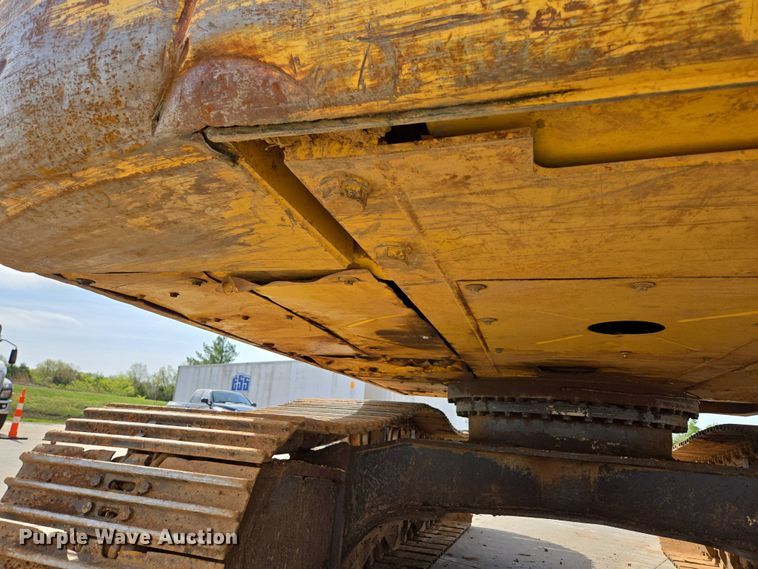 image for item DP6352 2017 Komatsu PC360LC-11 excavator