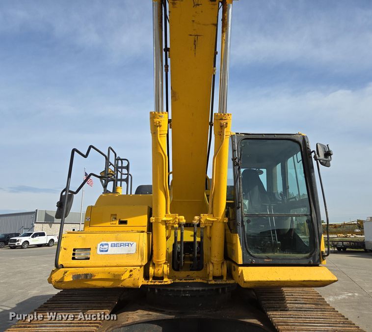 image for item DP6352 2017 Komatsu PC360LC-11 excavator