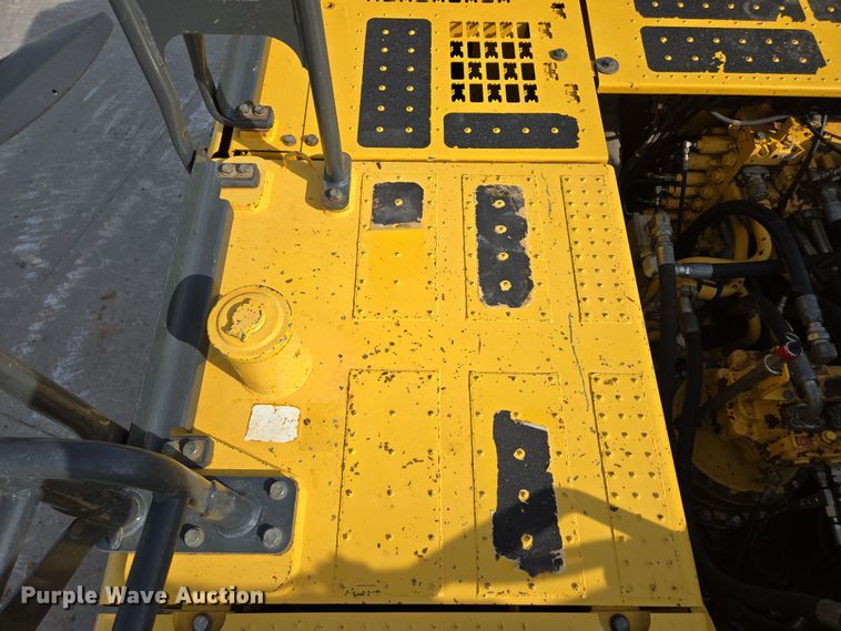 image for item DP6352 2017 Komatsu PC360LC-11 excavator