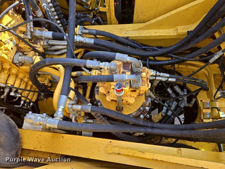 image for item DP6352 2017 Komatsu PC360LC-11 excavator
