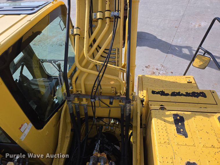 image for item DP6352 2017 Komatsu PC360LC-11 excavator