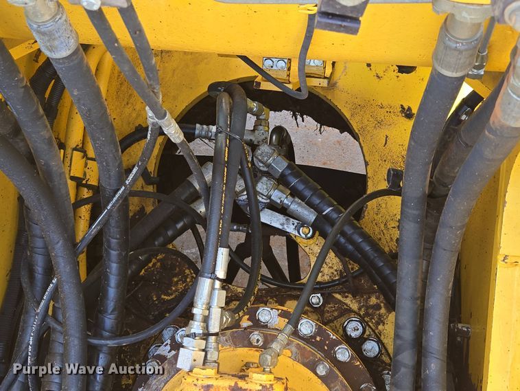 image for item DP6352 2017 Komatsu PC360LC-11 excavator