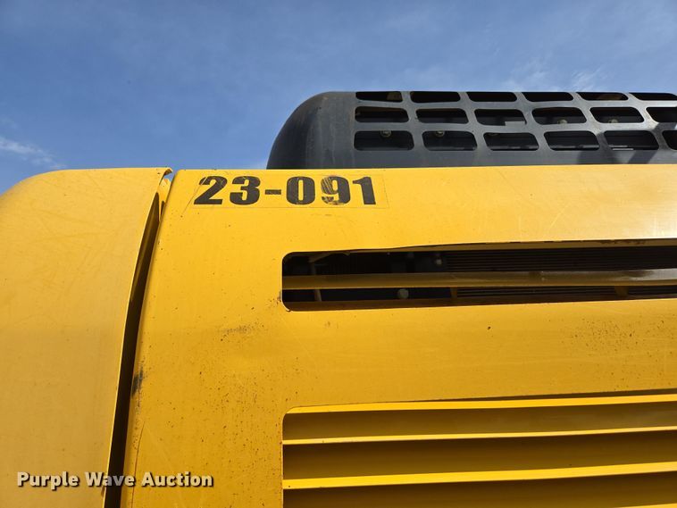 image for item DP6352 2017 Komatsu PC360LC-11 excavator