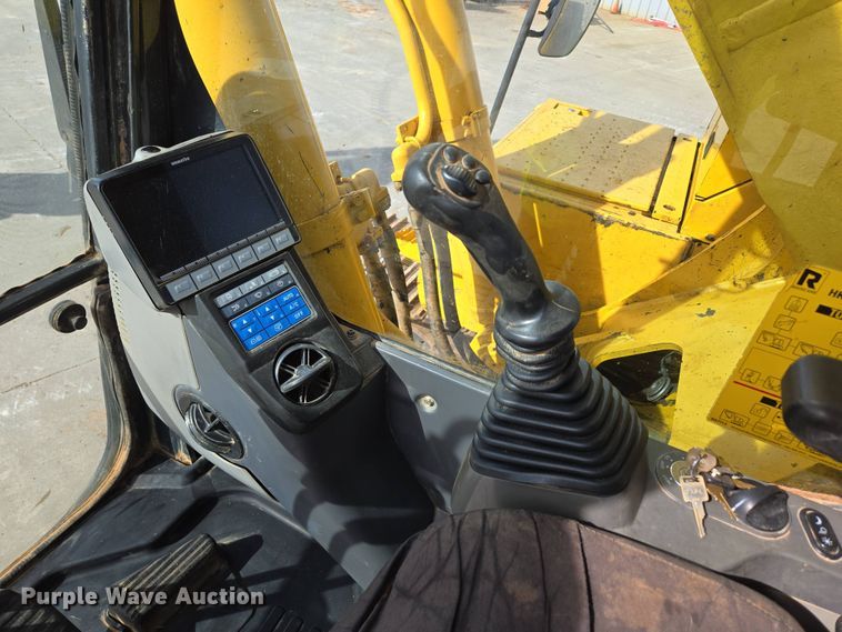 image for item DP6352 2017 Komatsu PC360LC-11 excavator