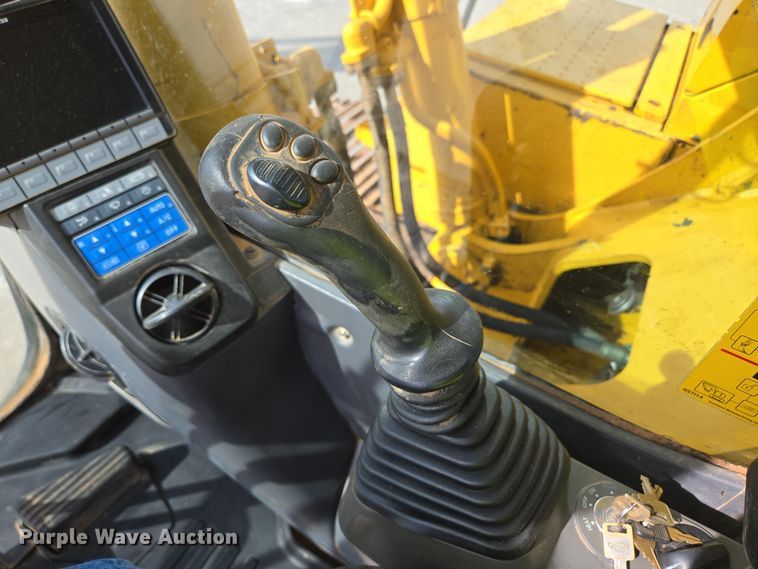 image for item DP6352 2017 Komatsu PC360LC-11 excavator