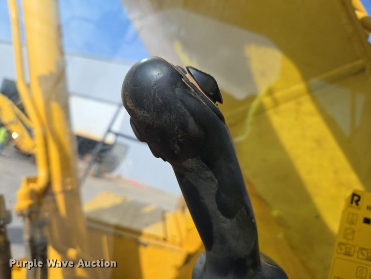 image for item DP6352 2017 Komatsu PC360LC-11 excavator