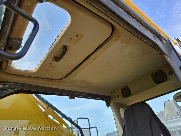 image for item DP6352 2017 Komatsu PC360LC-11 excavator