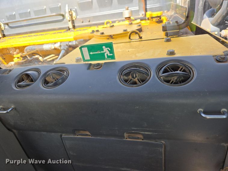 image for item DP6352 2017 Komatsu PC360LC-11 excavator