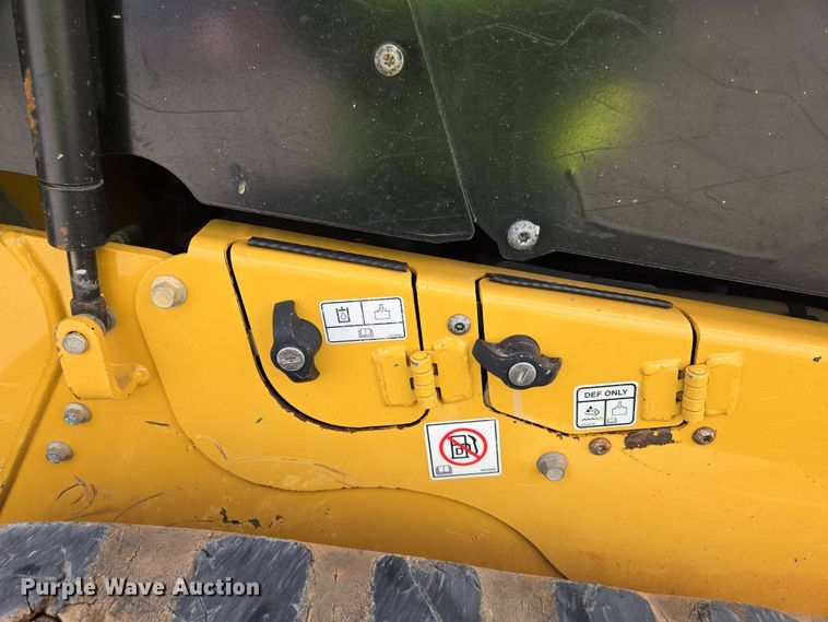 image for item DP6353 2021 Caterpillar 299D3 tracked skid steer loader