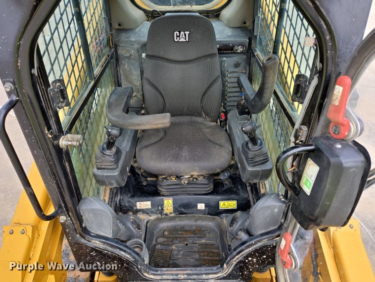 image for item DP6353 2021 Caterpillar 299D3 tracked skid steer loader