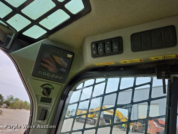 image for item DP6353 2021 Caterpillar 299D3 tracked skid steer loader