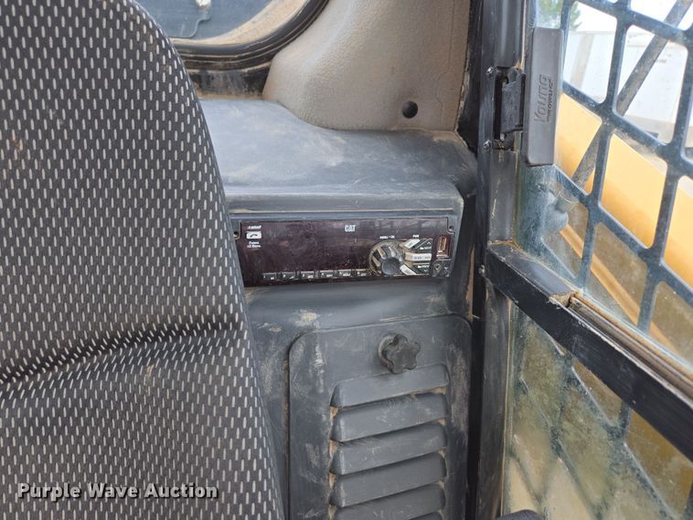 image for item DP6353 2021 Caterpillar 299D3 tracked skid steer loader