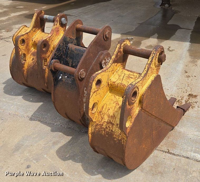 image for item DP6358 (3) backhoe buckets