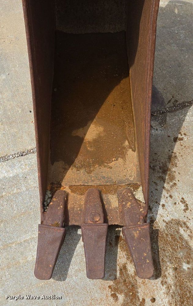 image for item DP6358 (3) backhoe buckets