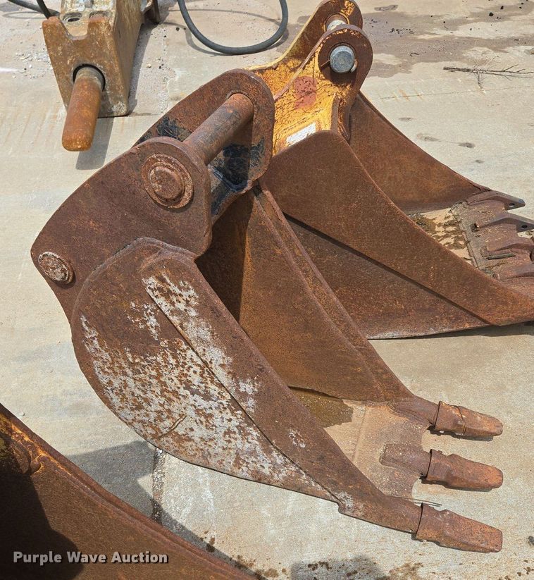 image for item DP6358 (3) backhoe buckets