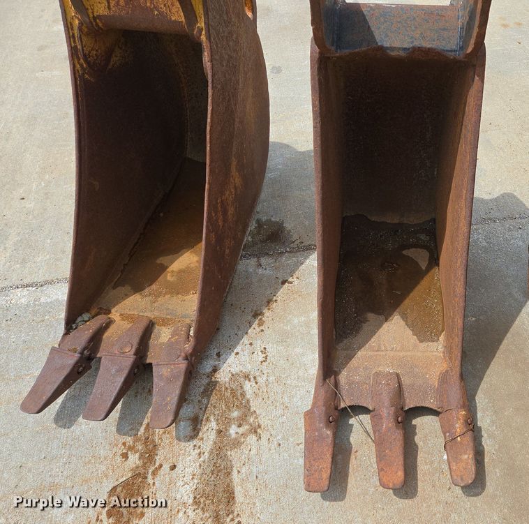 image for item DP6358 (3) backhoe buckets