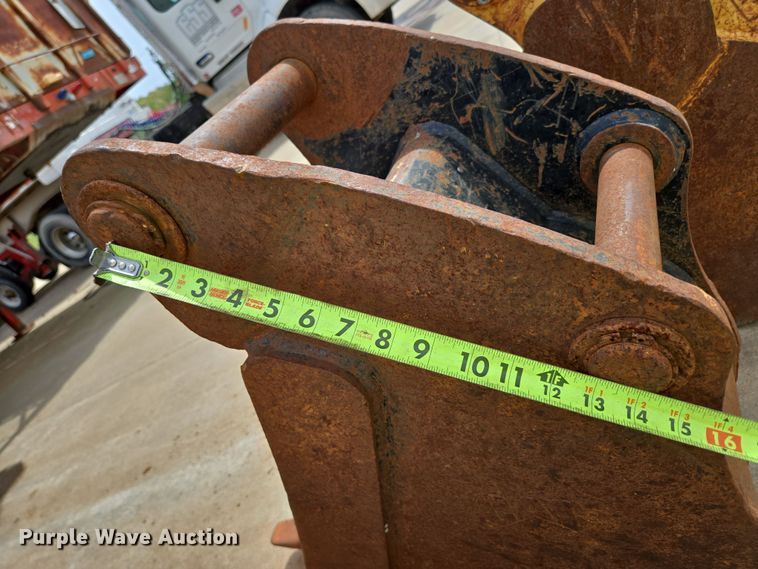 image for item DP6358 (3) backhoe buckets