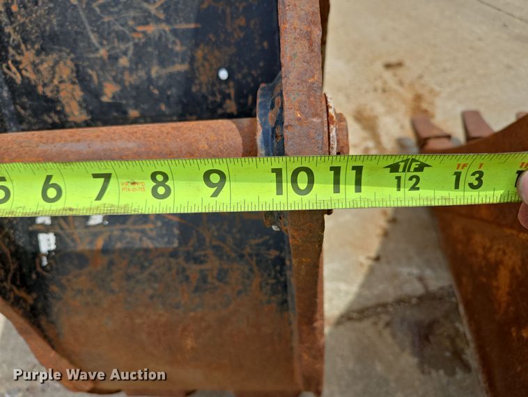 image for item DP6358 (3) backhoe buckets