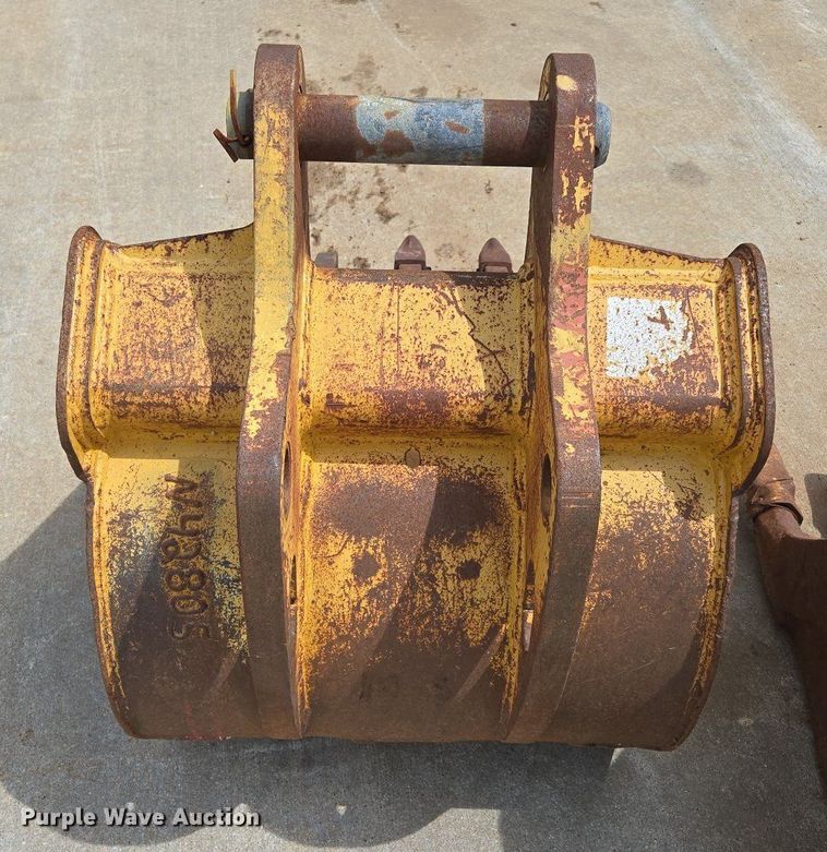 image for item DP6358 (3) backhoe buckets