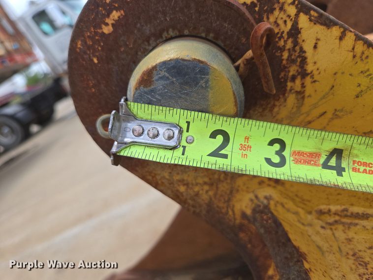 image for item DP6358 (3) backhoe buckets