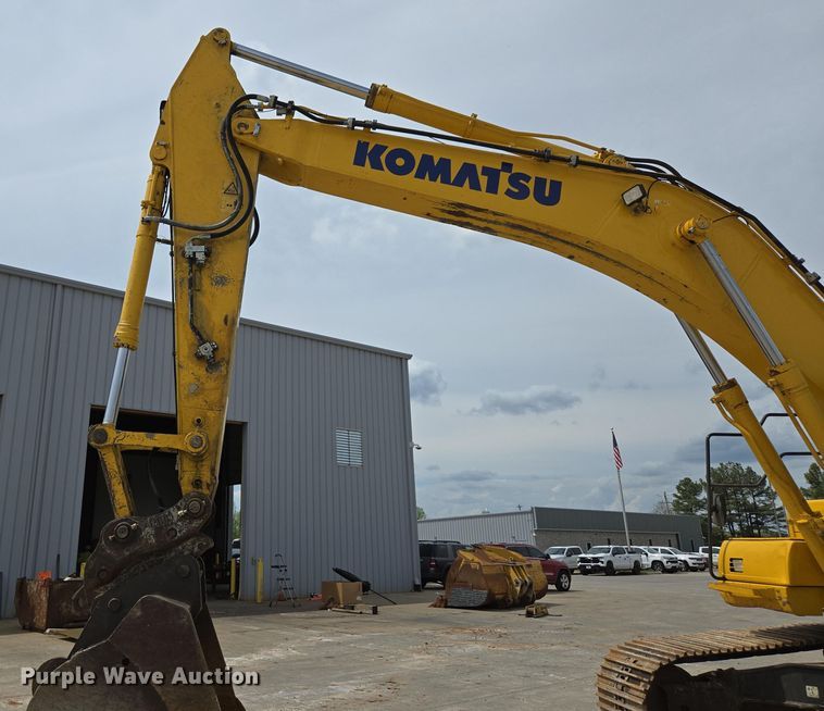 image for item DP6359 2020 Komatsu PC360LC-11 excavator