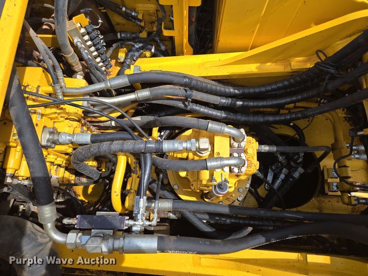 image for item DP6359 2020 Komatsu PC360LC-11 excavator