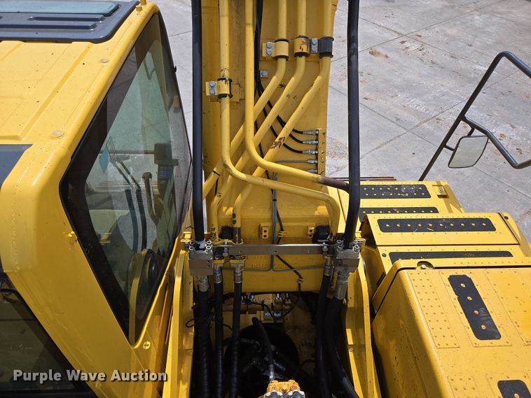 image for item DP6359 2020 Komatsu PC360LC-11 excavator