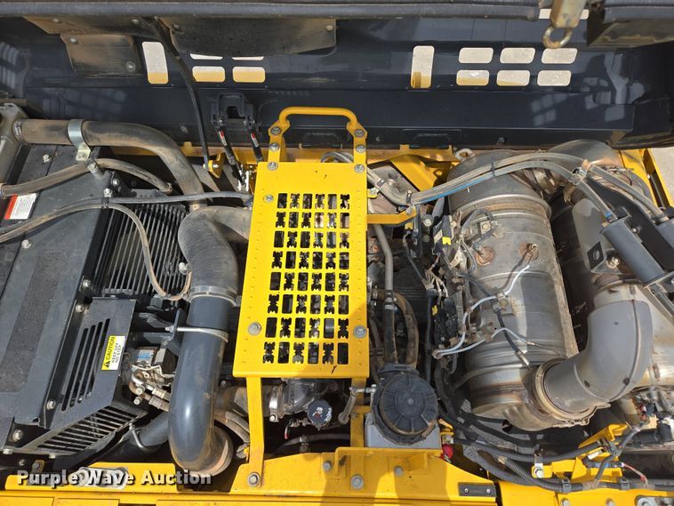 image for item DP6359 2020 Komatsu PC360LC-11 excavator