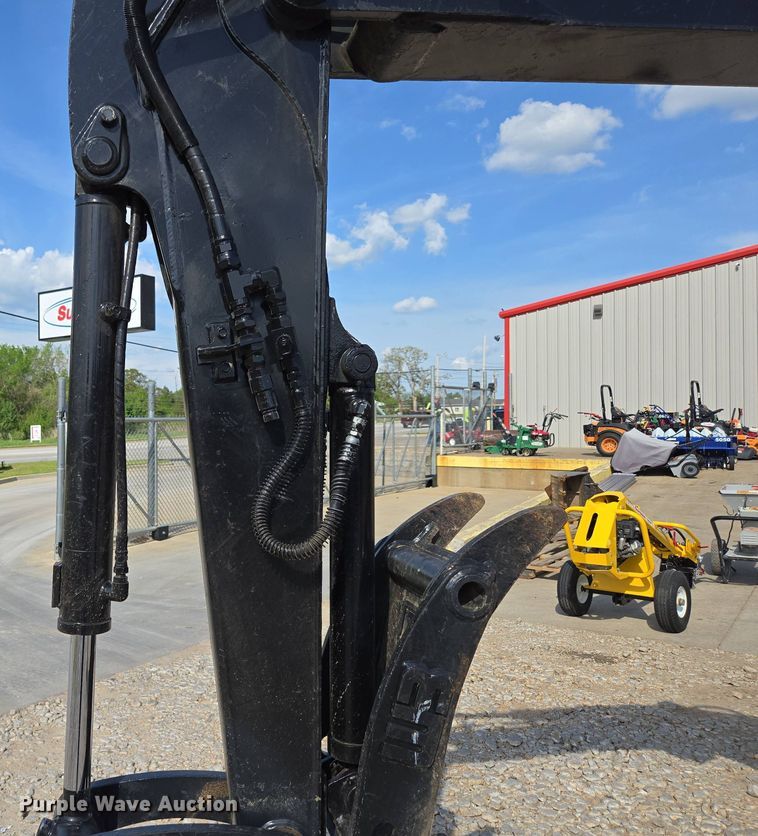 image for item DP6360 IHI 45V4-F mini excavator