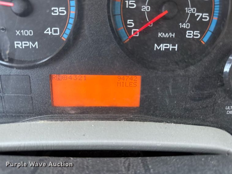 image for item DQ6670 2016 International 7400 sewer rodder truck