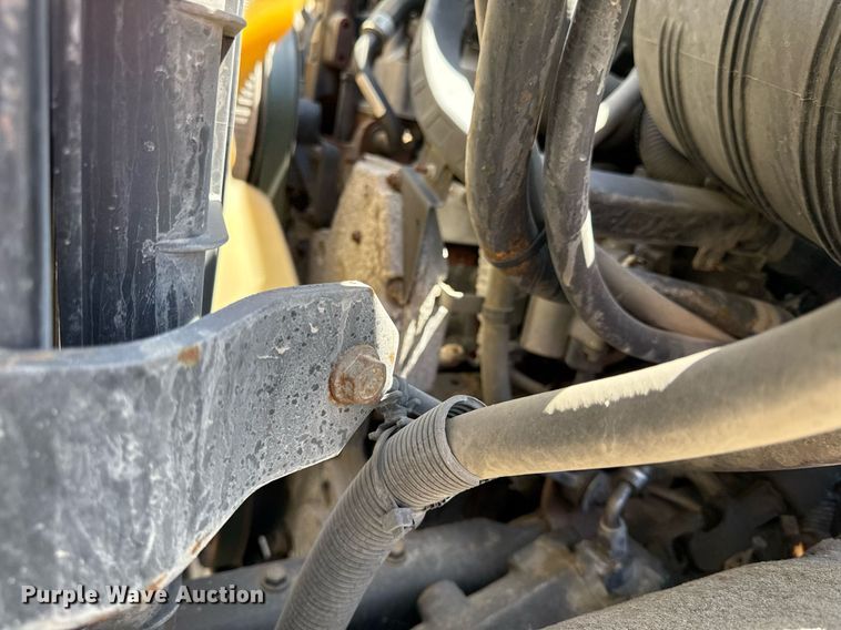 image for item DQ6670 2016 International 7400 sewer rodder truck