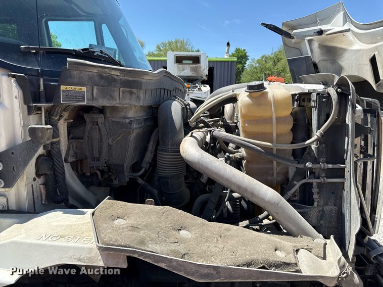 image for item DQ6670 2016 International 7400 sewer rodder truck