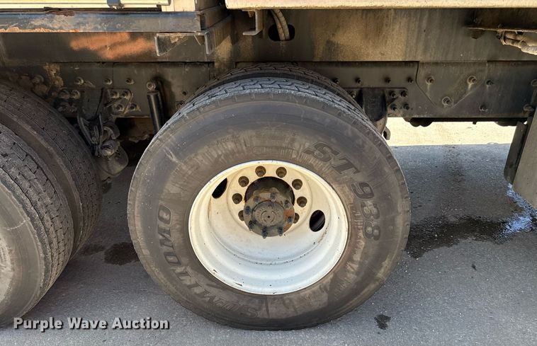 image for item DQ6670 2016 International 7400 sewer rodder truck