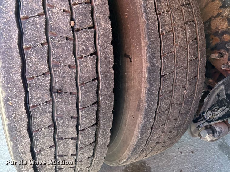 image for item DQ6670 2016 International 7400 sewer rodder truck