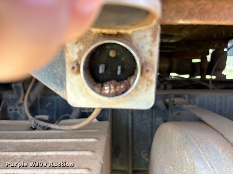 image for item DS3671 2007 Mack CHN613 dump truck