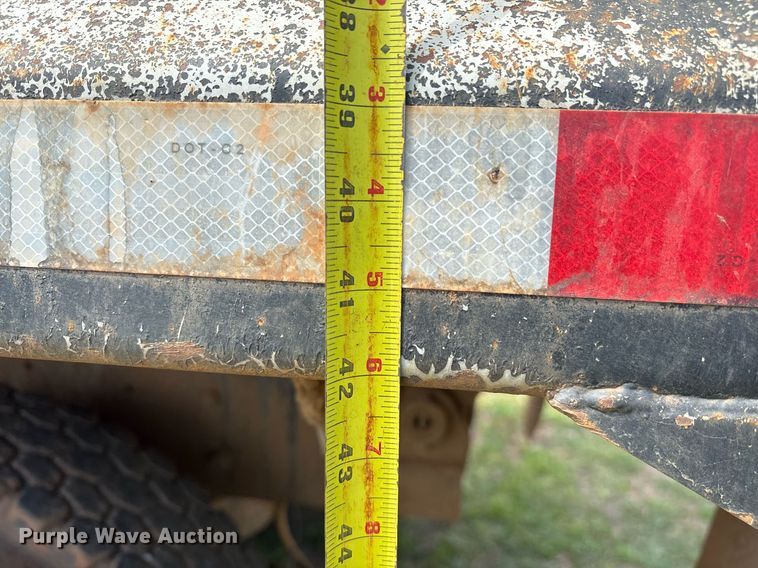 image for item DS3671 2007 Mack CHN613 dump truck