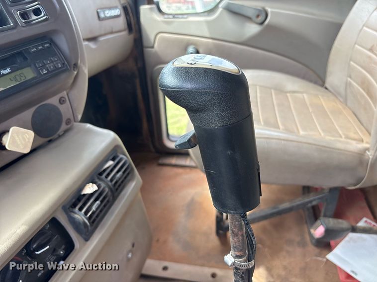 image for item DS3671 2007 Mack CHN613 dump truck