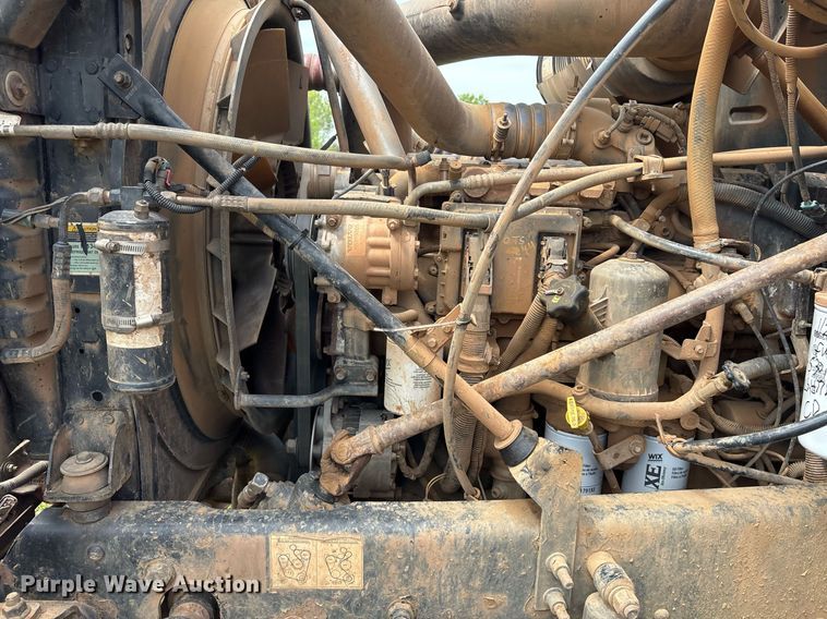 image for item DS3671 2007 Mack CHN613 dump truck